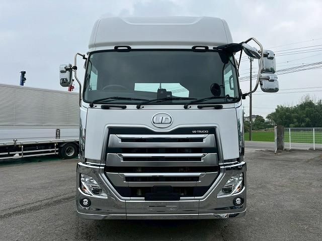 NISSAN DIESEL Quon 2022