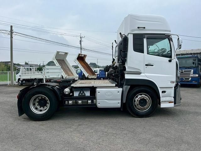 NISSAN DIESEL Quon 2022