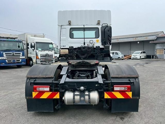 NISSAN DIESEL Quon 2022