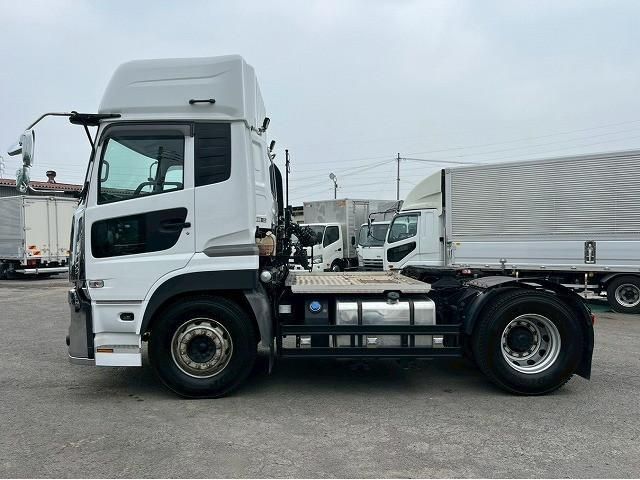 NISSAN DIESEL Quon 2022