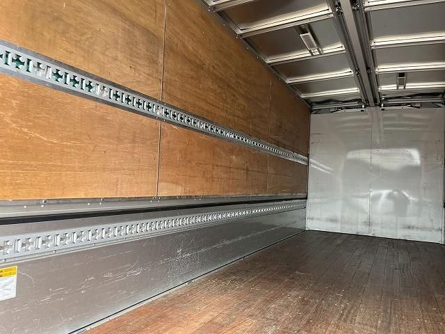 MITSUBISHI FUSOU FIGHTER 2020