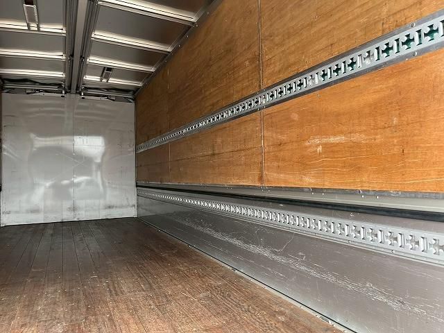 MITSUBISHI FUSOU FIGHTER 2020