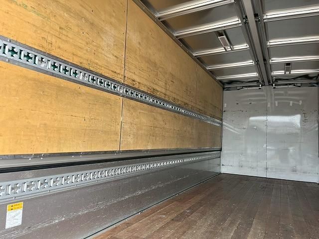 MITSUBISHI FUSOU FIGHTER 2020