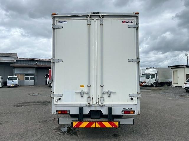 MITSUBISHI CANTER 2015