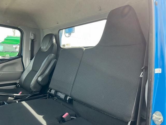 MITSUBISHI CANTER 2017