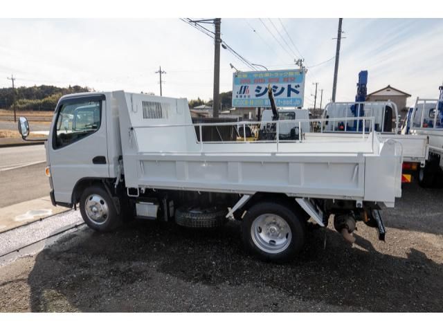 MITSUBISHI CANTER 2019