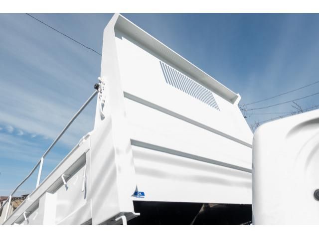 MITSUBISHI CANTER 2019