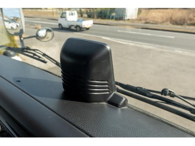 MITSUBISHI CANTER 2019