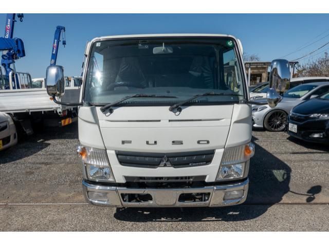 MITSUBISHI CANTER 2016