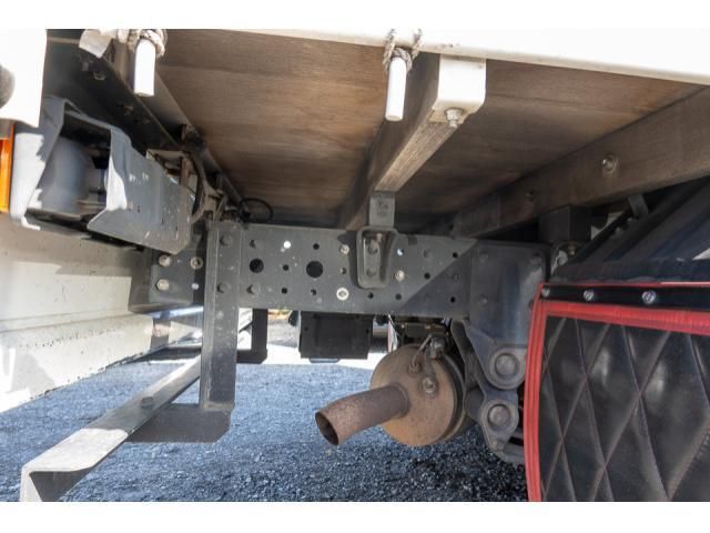 MITSUBISHI CANTER 2016