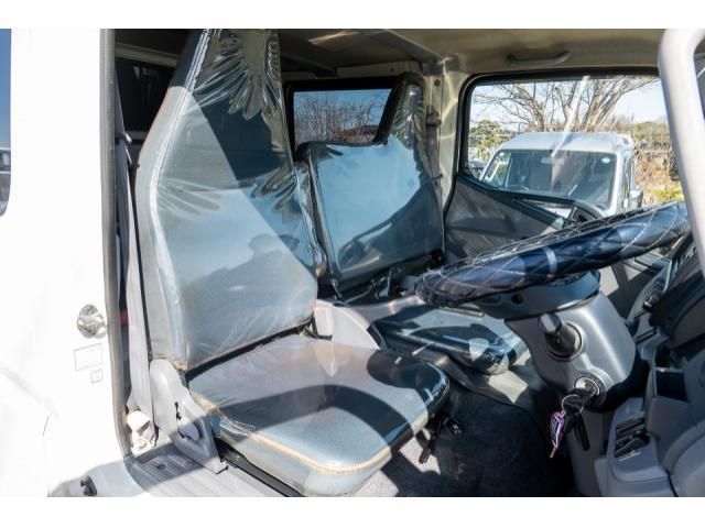 MITSUBISHI CANTER 2016