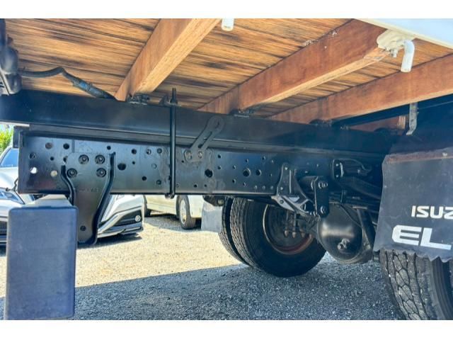 ISUZU ELF 2018