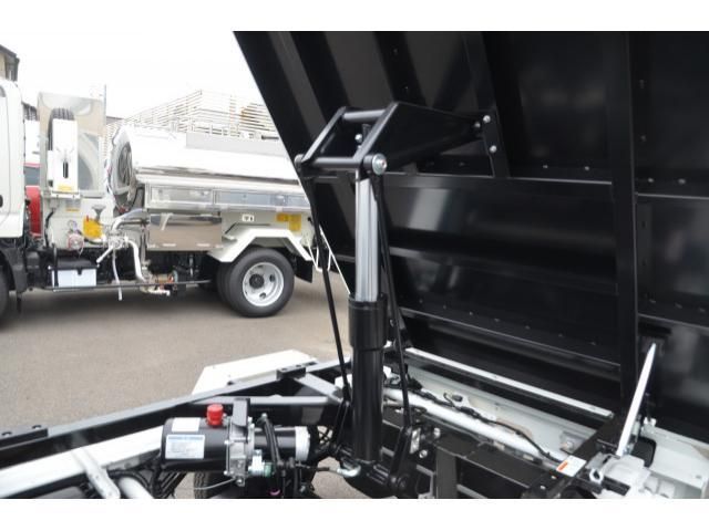 SUZUKI CARRY truck 4WD 2025