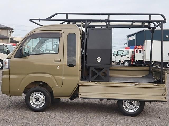 DAIHATSU HIJET truck 4WD 2020