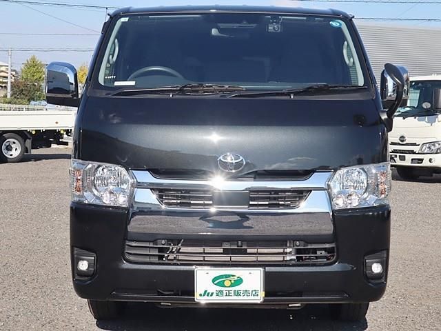 TOYOTA HIACE van 2WD 2023