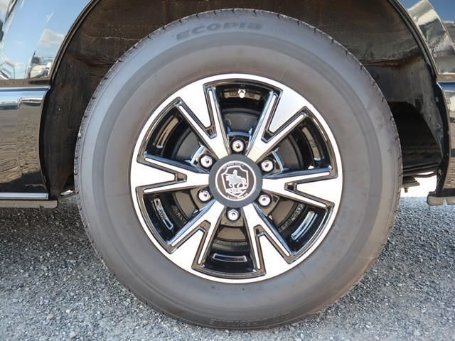 TOYOTA HIACE van 2WD 2023