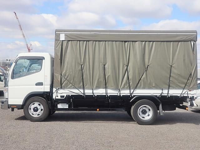 MITSUBISHI CANTER 2021