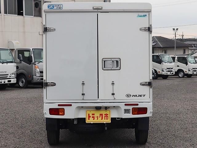 DAIHATSU HIJET truck 2015