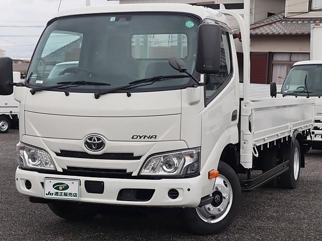 TOYOTA DYNA 2022