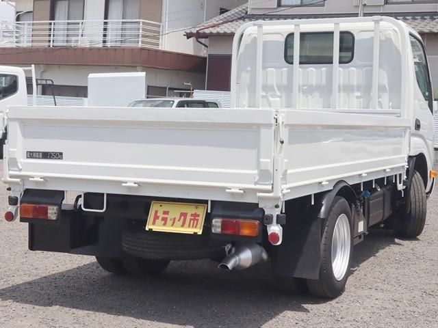 TOYOTA DYNA 2023