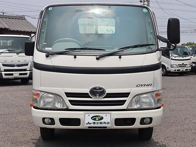 TOYOTA DYNA 2012