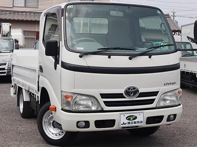 TOYOTA DYNA 2012