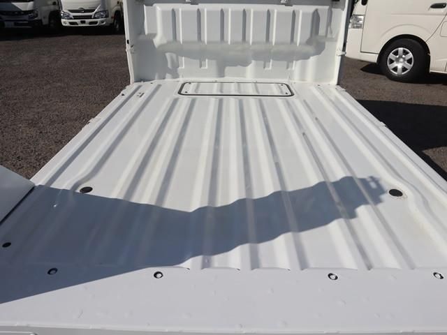 SUZUKI CARRY truck 2018