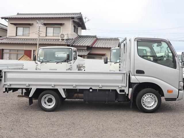 TOYOTA DYNA 2022