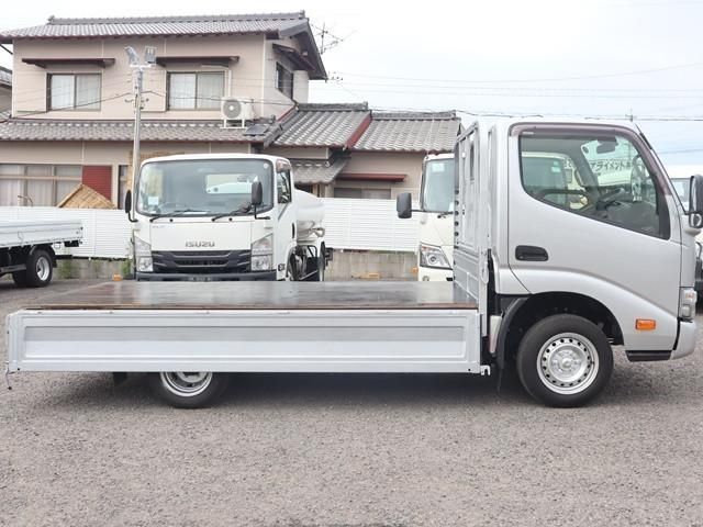 TOYOTA DYNA 2022