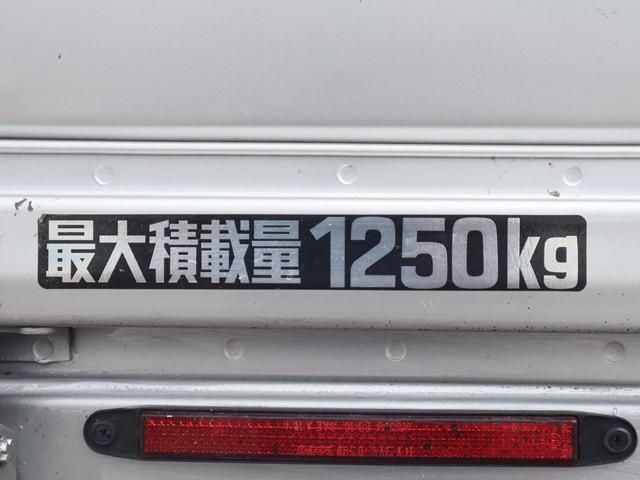 TOYOTA DYNA 2022