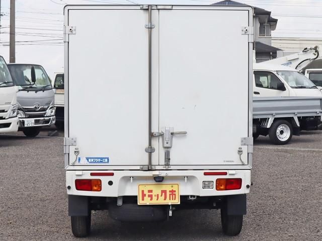 DAIHATSU HIJET truck 2019