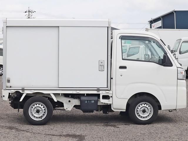 DAIHATSU HIJET truck 2019