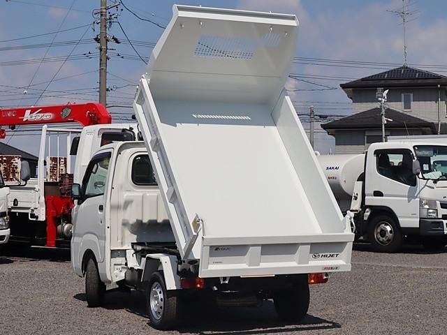 DAIHATSU HIJET truck 4WD 2016