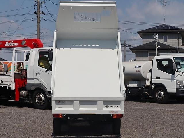 DAIHATSU HIJET truck 4WD 2016