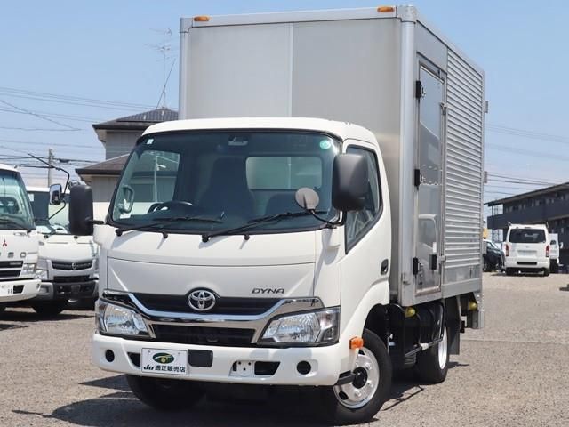 TOYOTA DYNA 2019