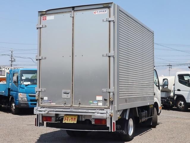TOYOTA DYNA 2019