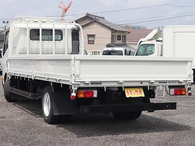 TOYOTA DYNA 2020