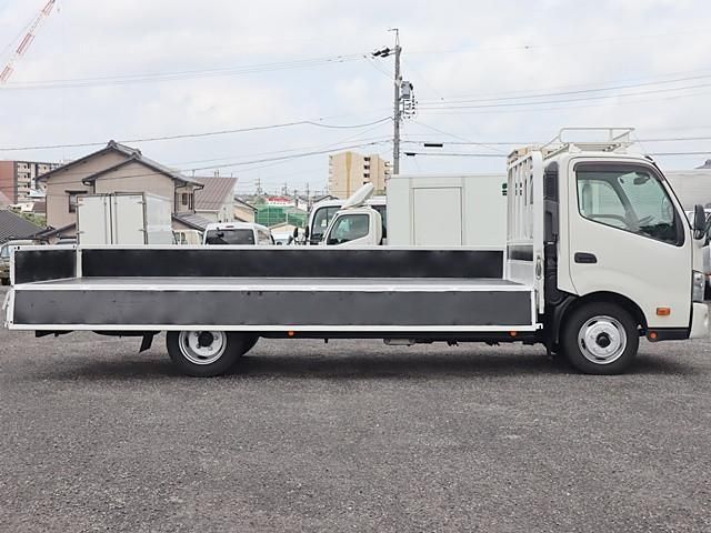 TOYOTA DYNA 2020