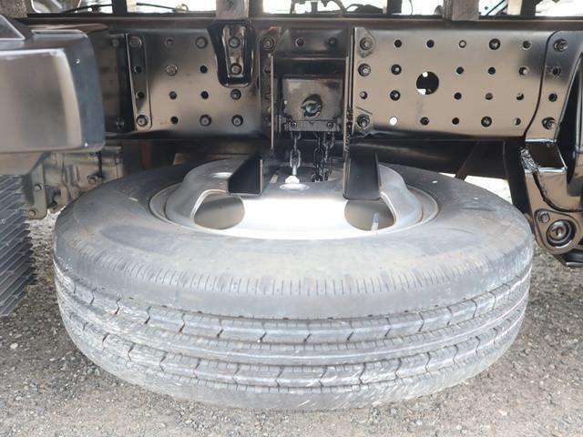 MITSUBISHI CANTER 2021