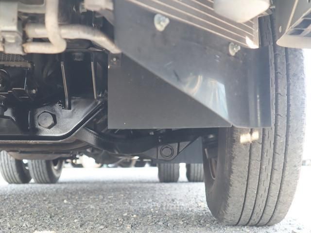 MITSUBISHI CANTER 2021