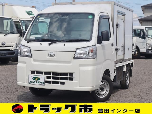DAIHATSU HIJET truck 2023