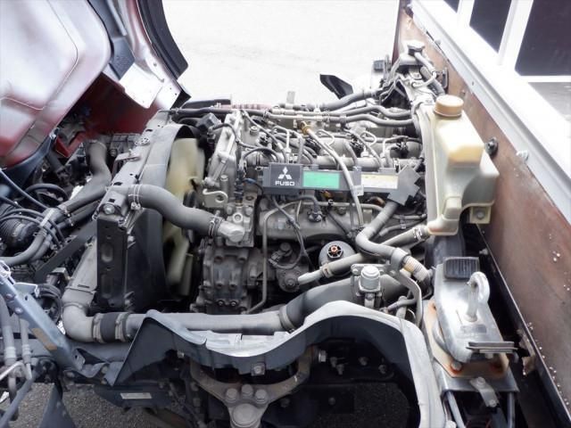 MITSUBISHI CANTER 2016