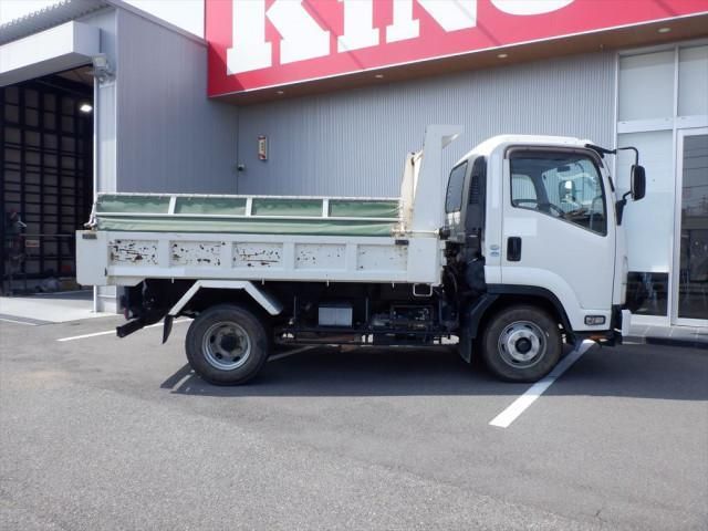 ISUZU FORWARD 2016