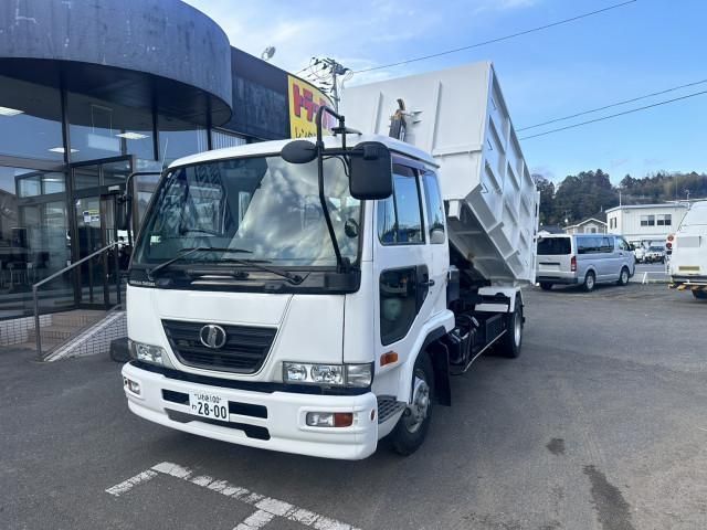 NISSAN DIESEL CONDOR 2006