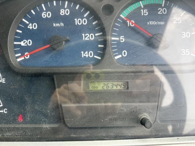 NISSAN DIESEL CONDOR 2006