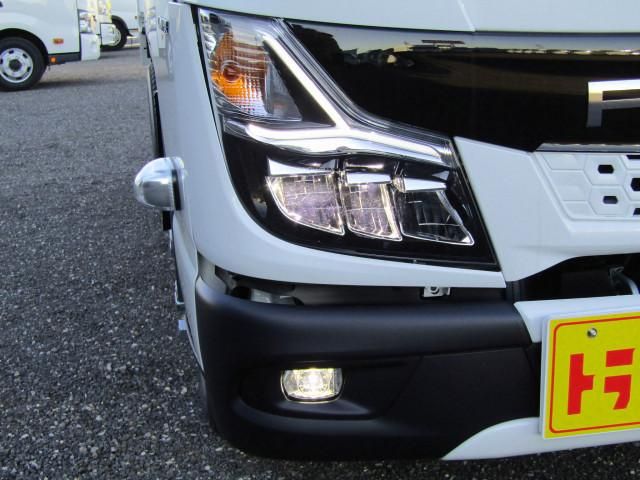 MITSUBISHI CANTER 2024