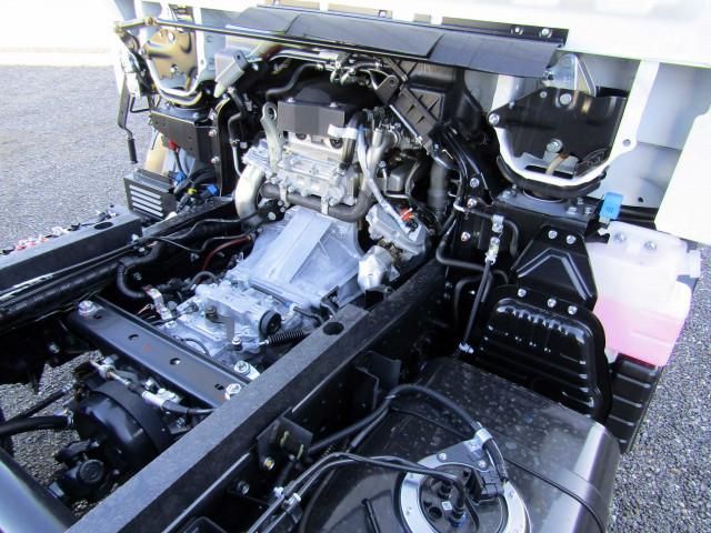 MITSUBISHI CANTER 2024