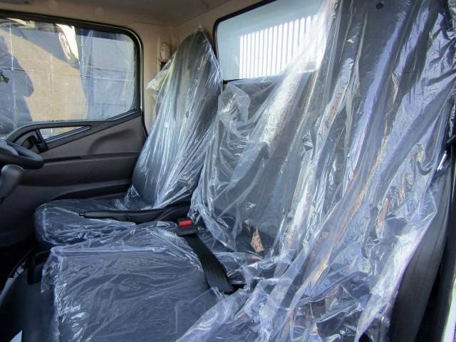 MITSUBISHI CANTER 2024