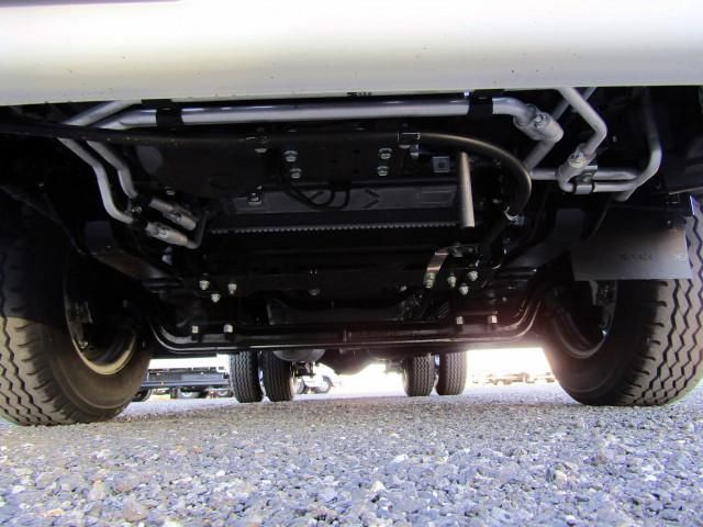 MITSUBISHI CANTER 2024