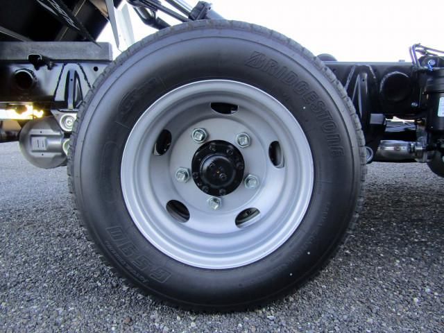 MITSUBISHI CANTER 2024